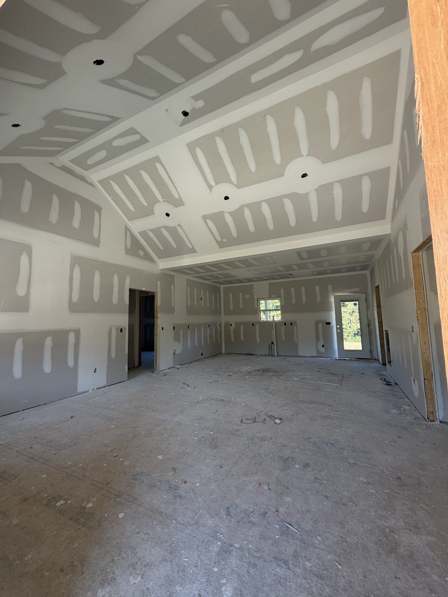 2700 Pinewood Road