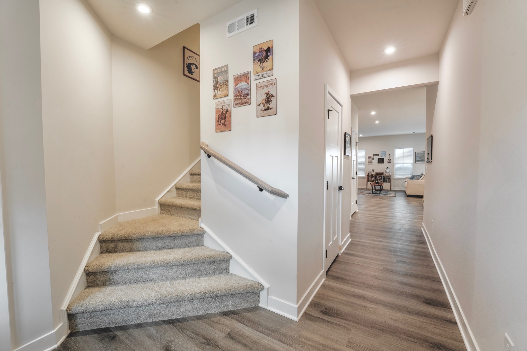 216 Pryor Dr