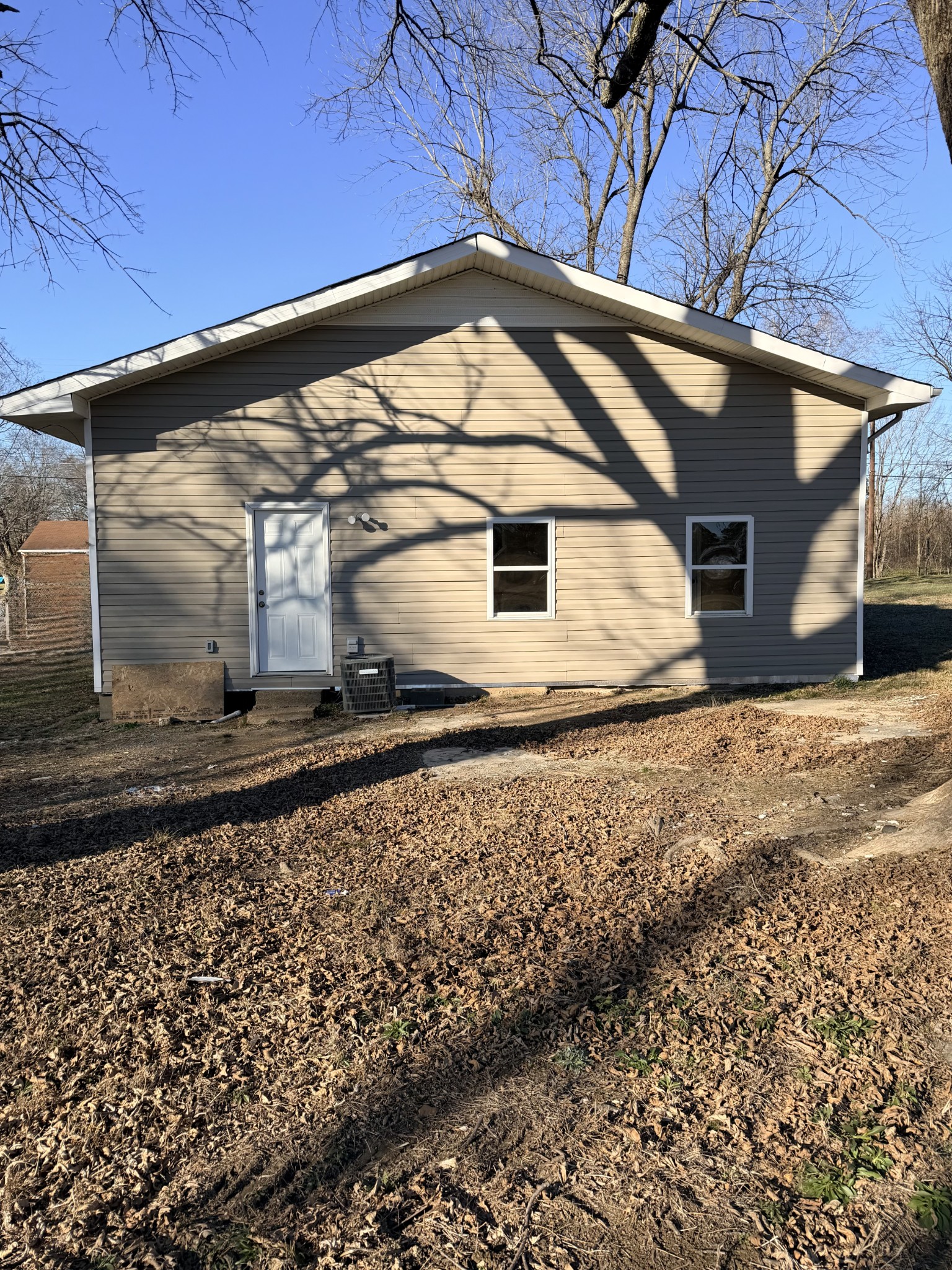 8605 Old State Route 1