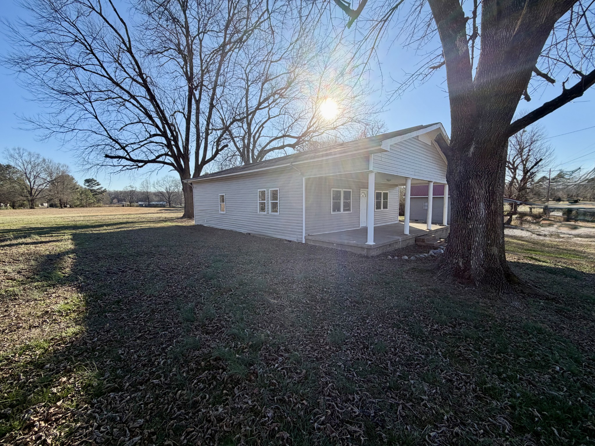 8605 Old State Route 1