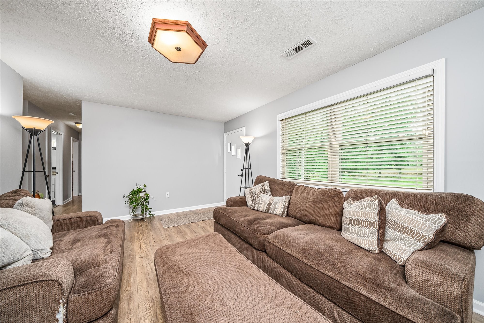 411 Phipps Rd