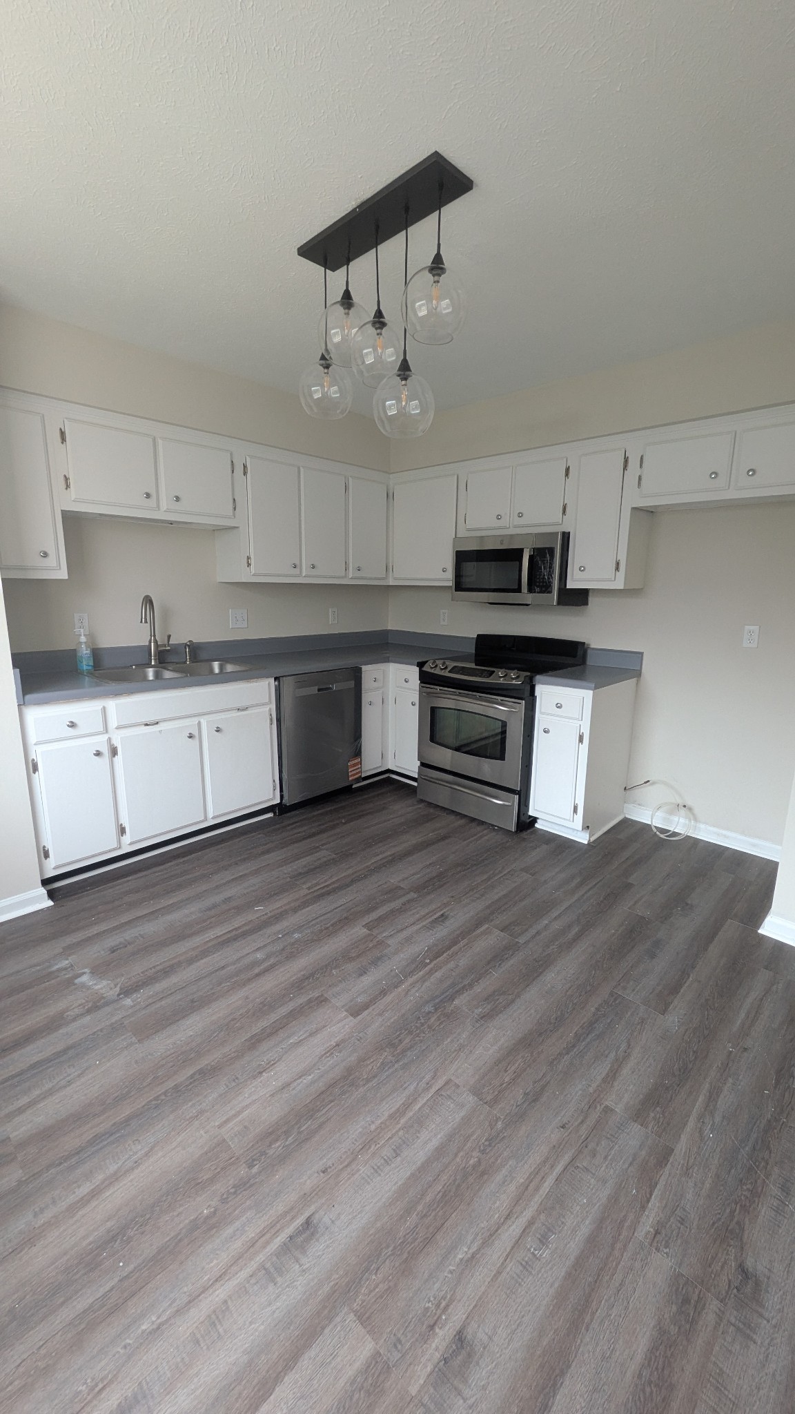 106 Beech Forge Dr