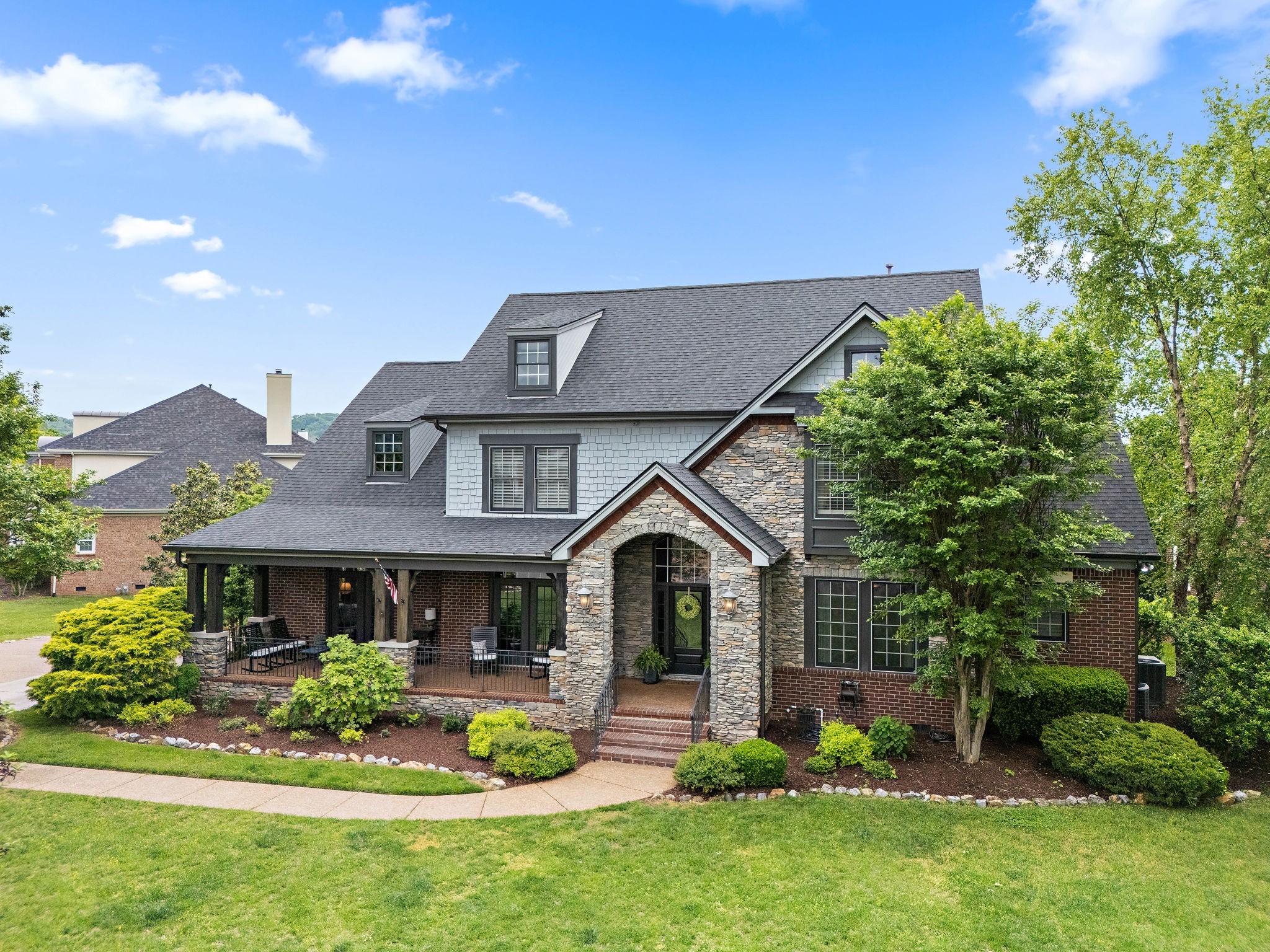 298 Gillette Dr