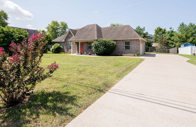 1125 Cascade Falls Dr