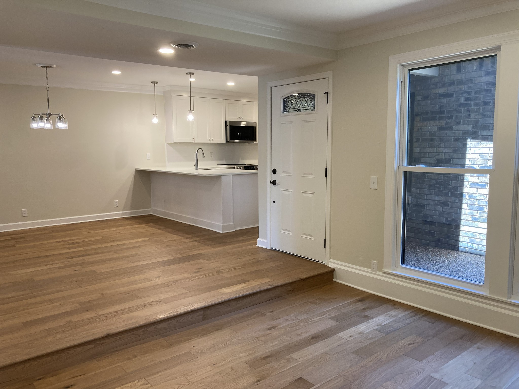 401 Bowling Avenue 15