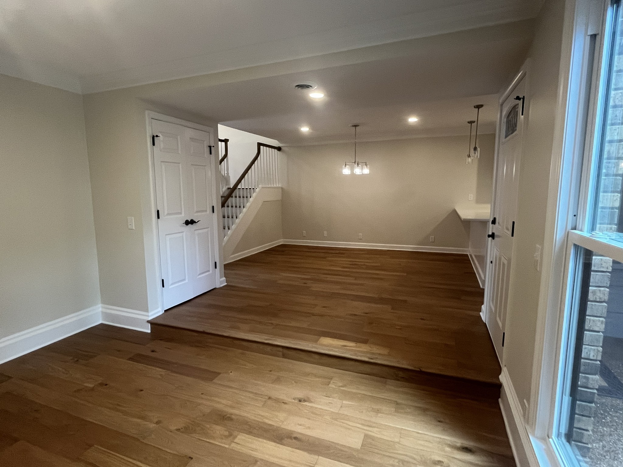 401 Bowling Avenue 15