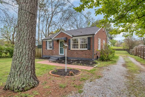 2845 Colonial Cir Nashville TN 37214