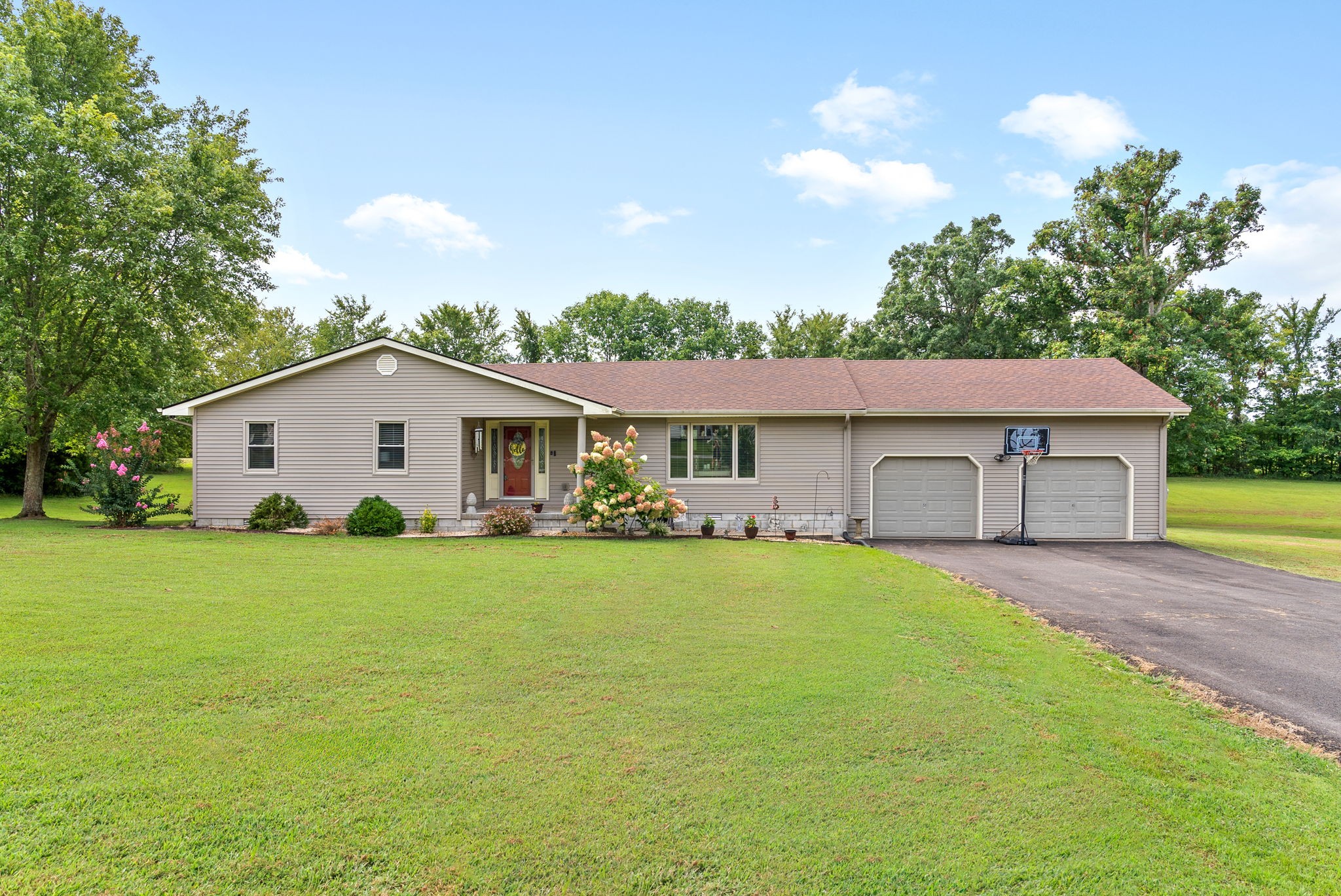 View Hopkinsville, KY 42240 house