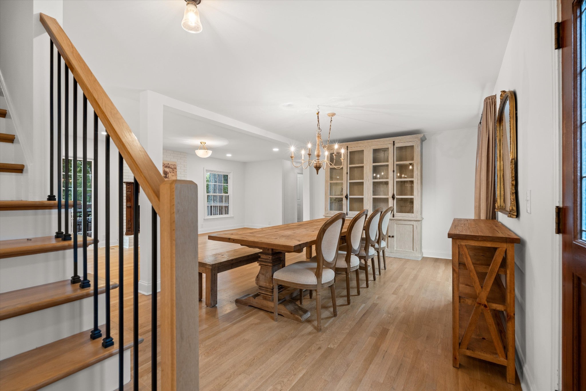 112 Sheffield Pl