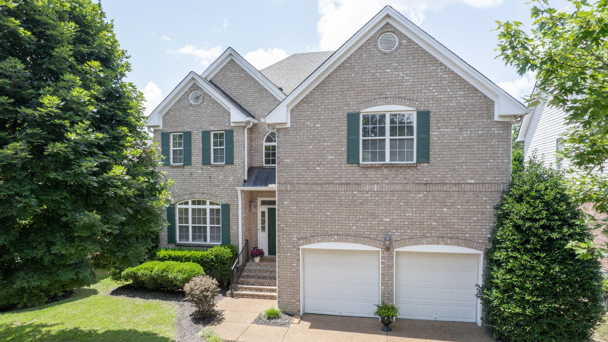 5521 Nevil Pt