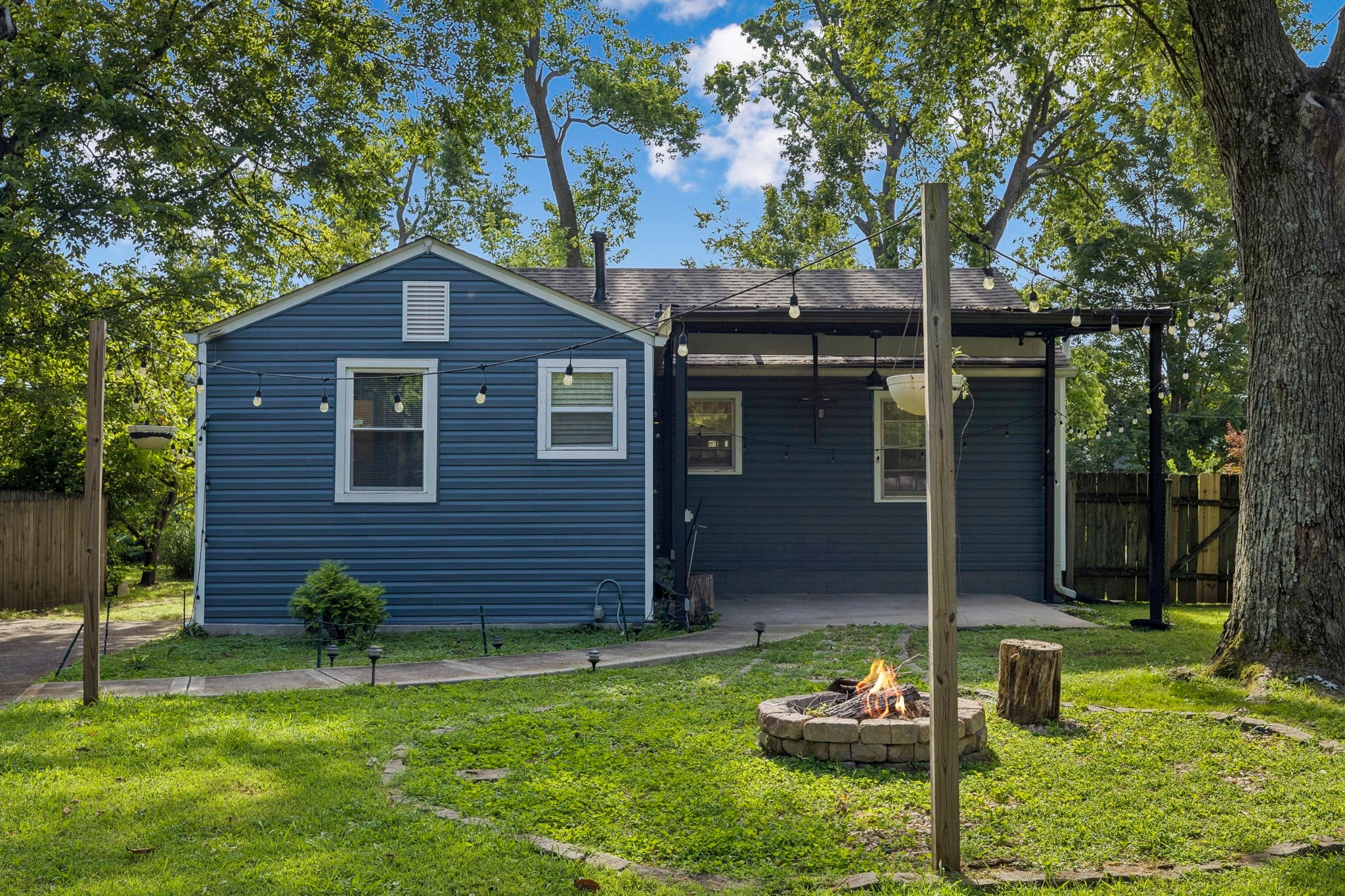 1032 Horseshoe Dr