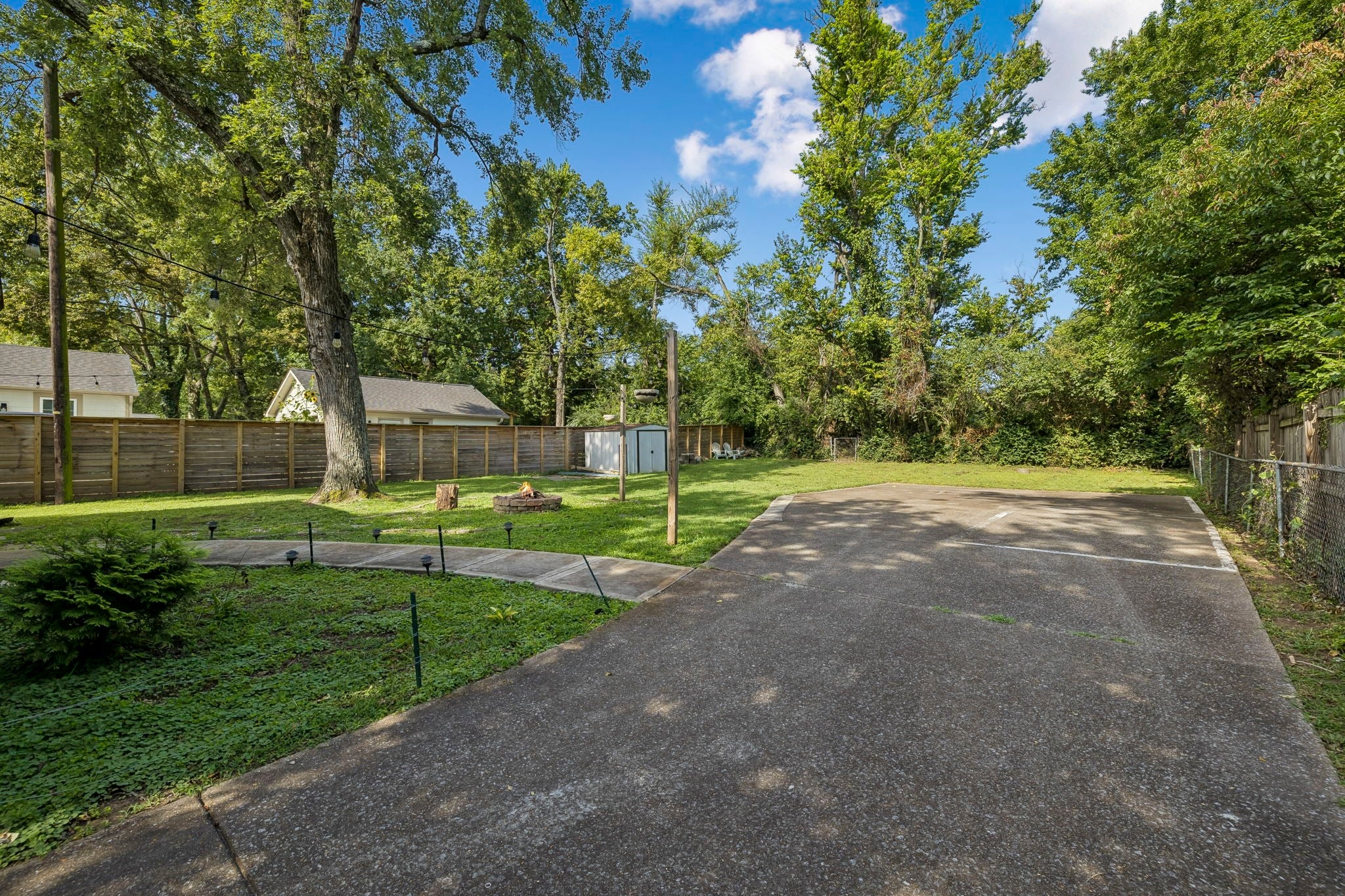 1032 Horseshoe Dr