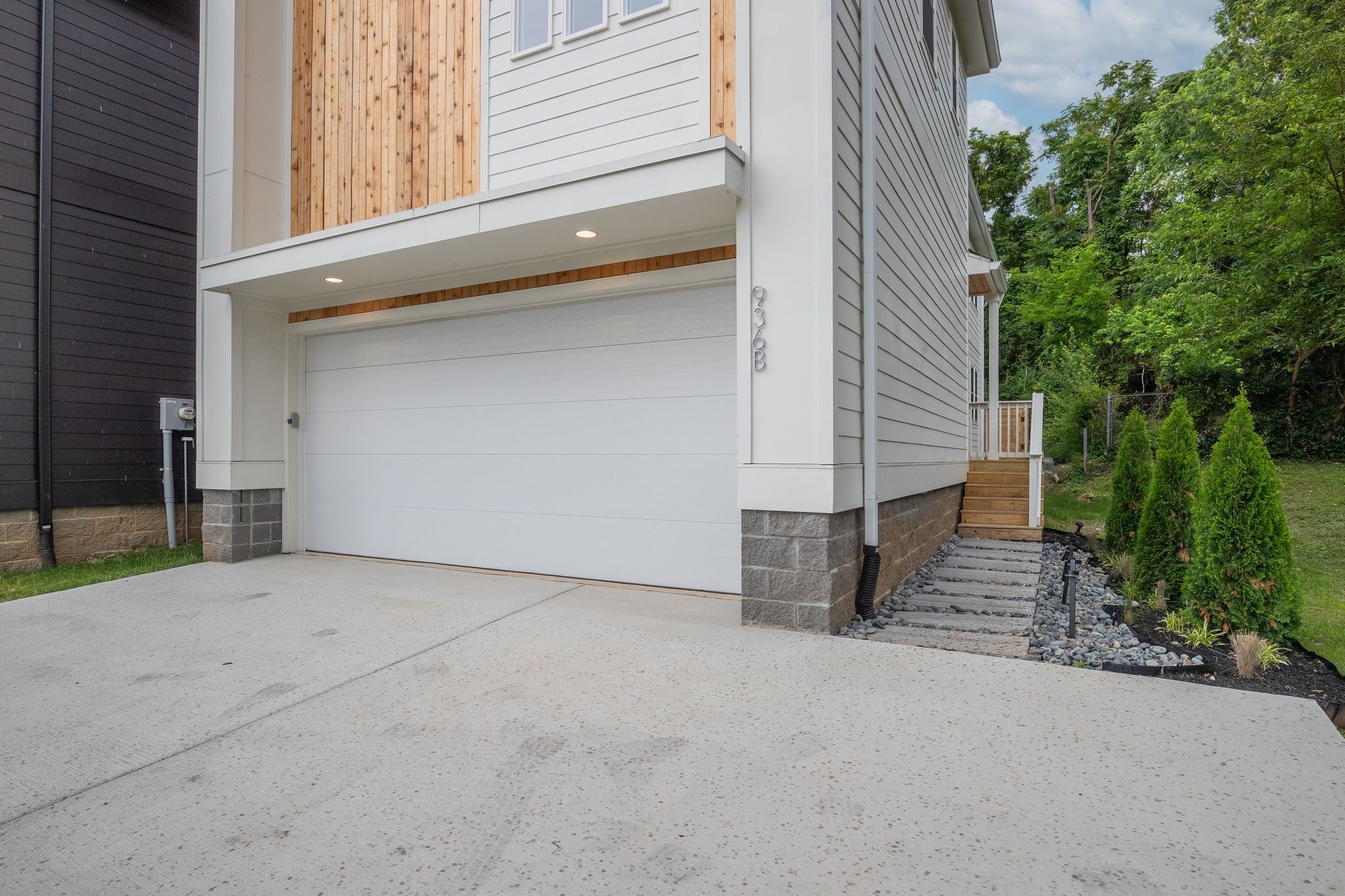 Middle Tennessee Properties 1 936B Riverside Dr