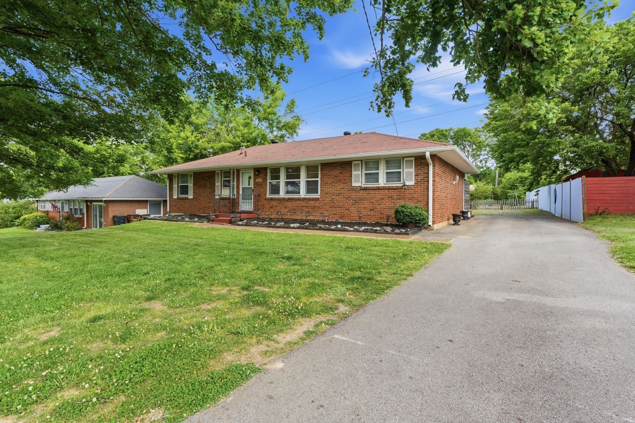 2636 Woodberry Dr