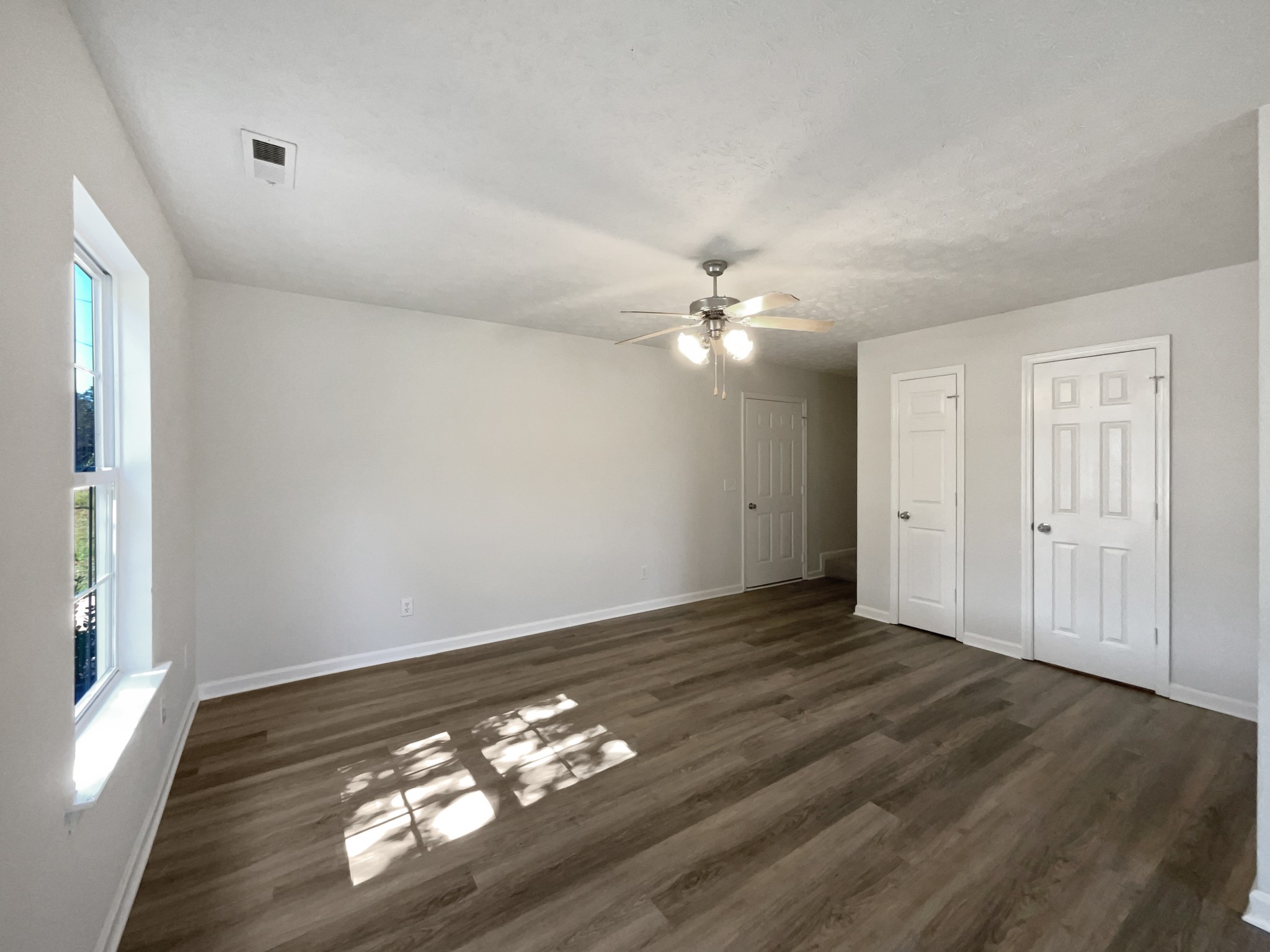 312 Cottonwood Dr
