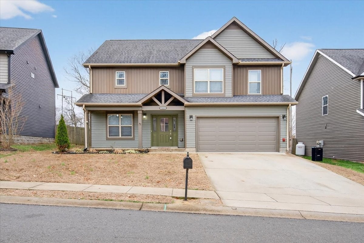 1163 Belvoir Ln