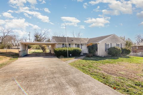 104 Lady Marion Dr Clarksville TN 37042