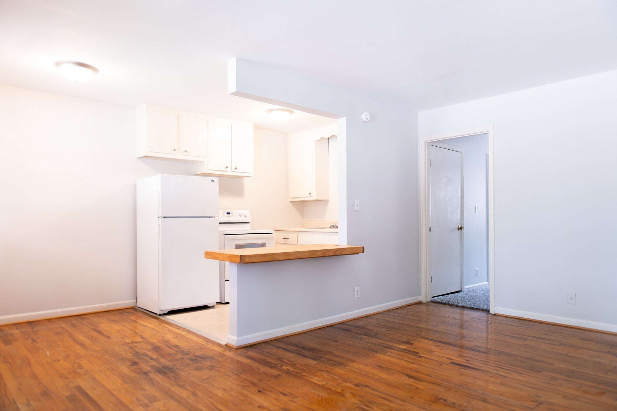 1.0-bed rental at 2540 Sharondale Dr 3