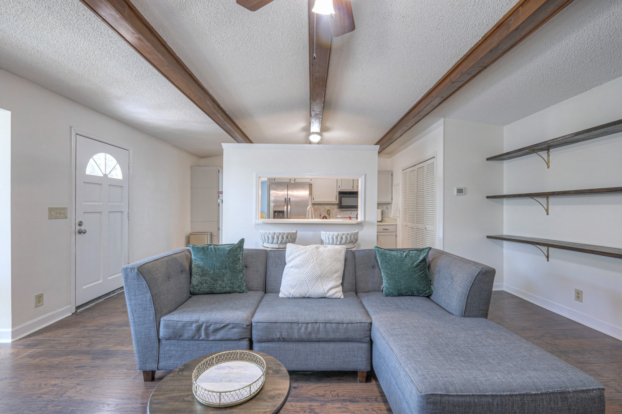 3057 Casa Dr