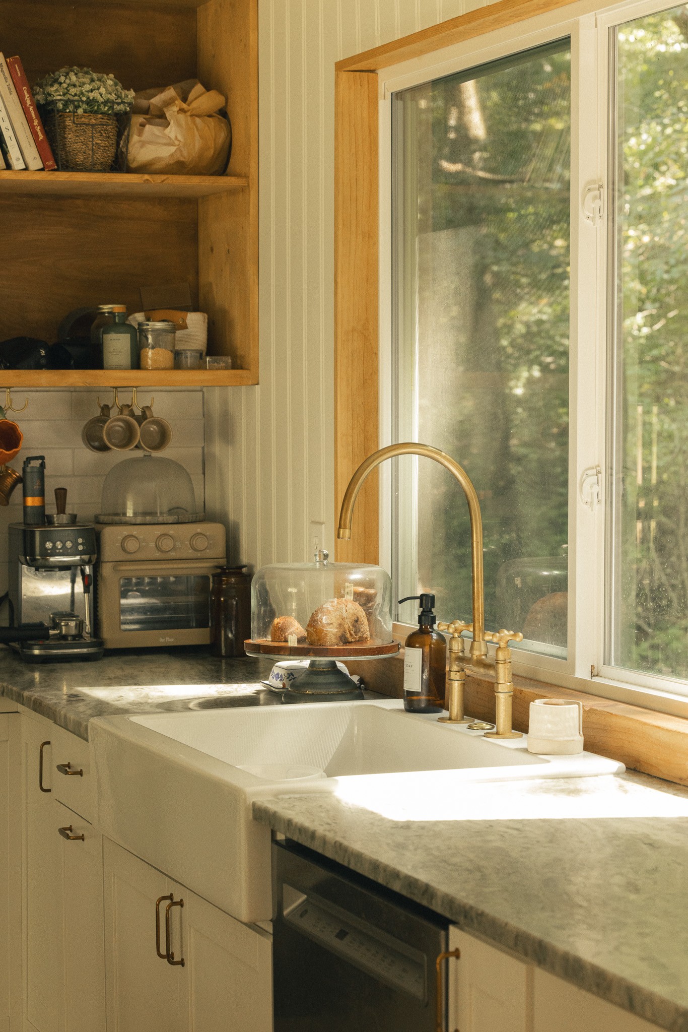 1037 Green Valley Dr