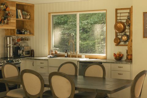 1037 Green Valley Dr Ashland City TN 37015