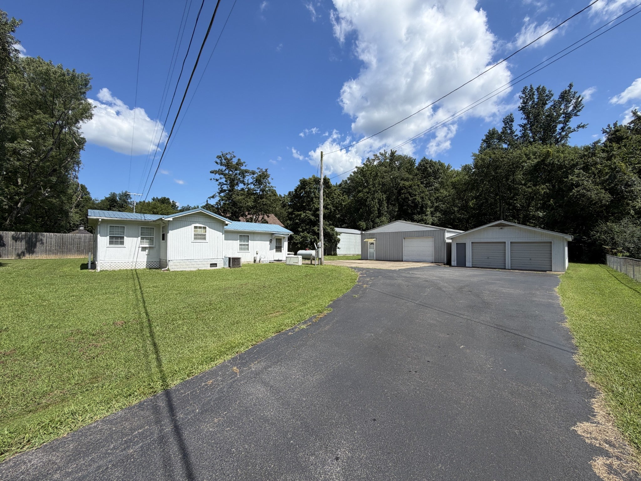 189 Leatherwood Lake Rd