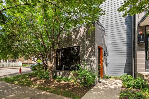 201 S 11th St Nashville TN 37206