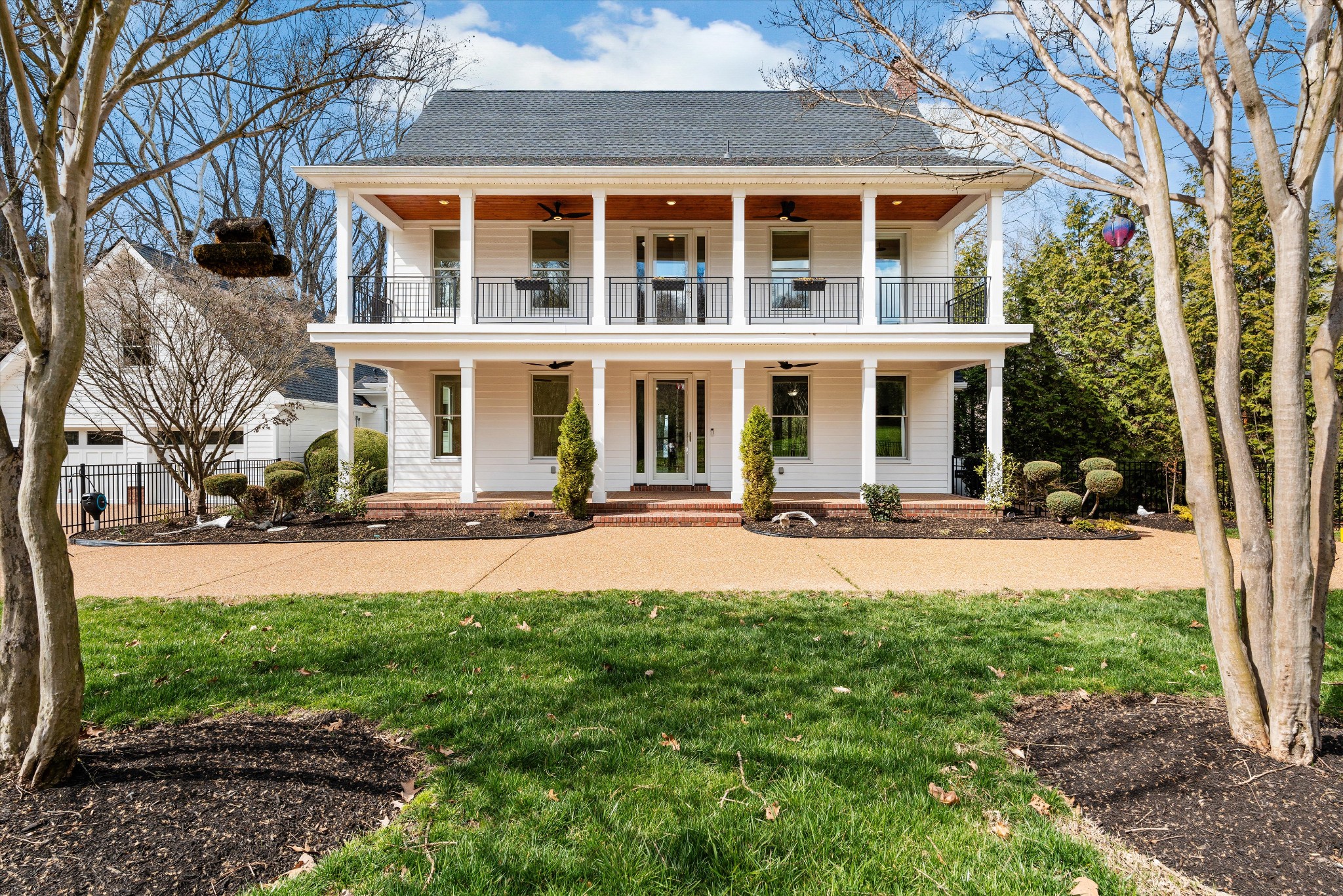 3863 Saundersville Ferry Rd