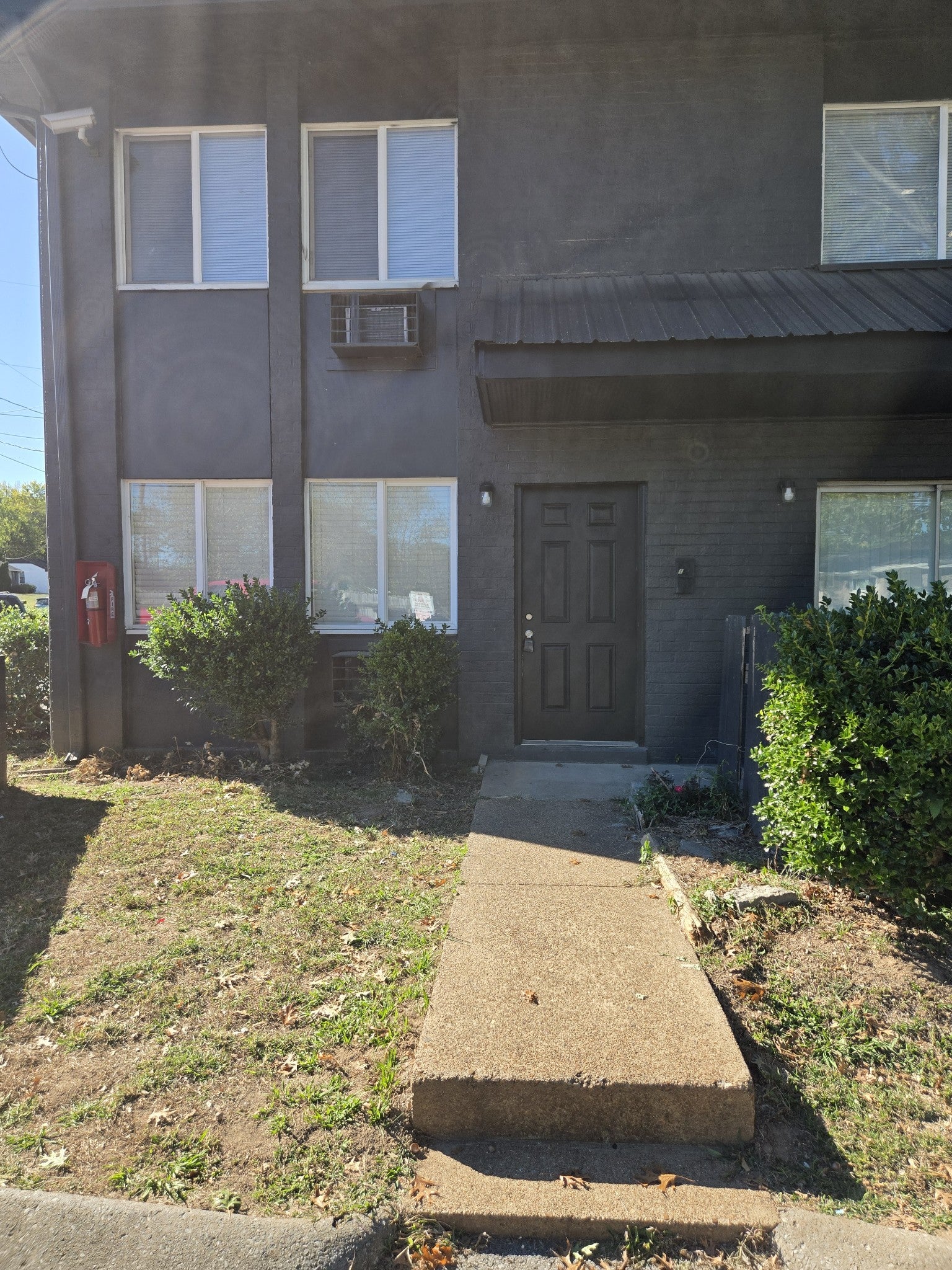 2-bed listing at 550 Harding Pl A101, Nashville