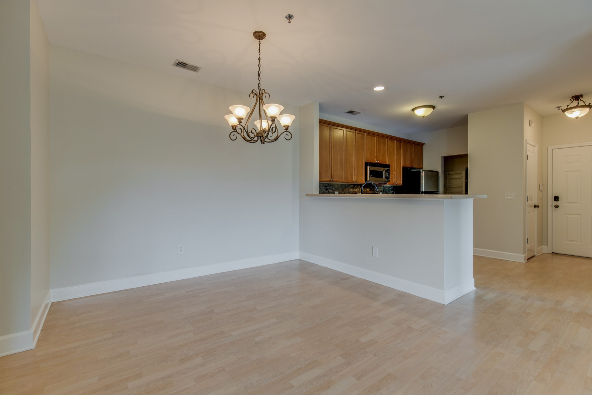 7005 Lenox Village Dr C12