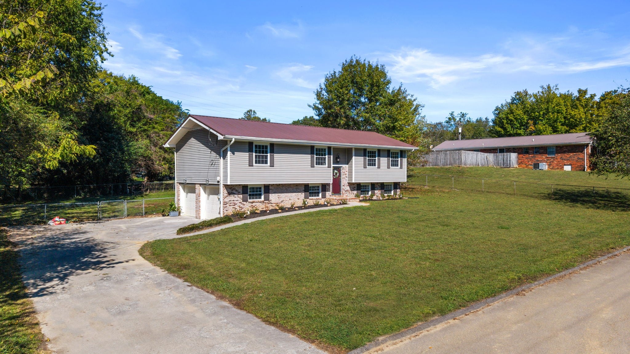 120 Bland Dr NE