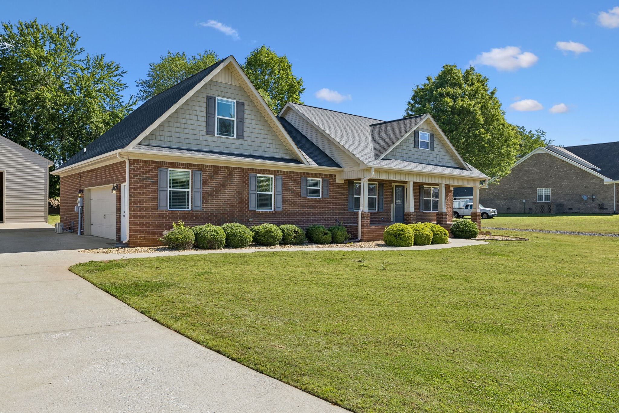 17 Sonoma Dr