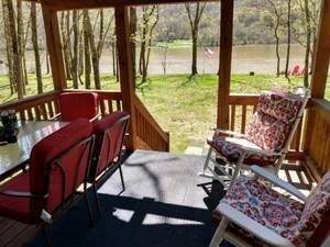 9852 Mullins Cove Rd
