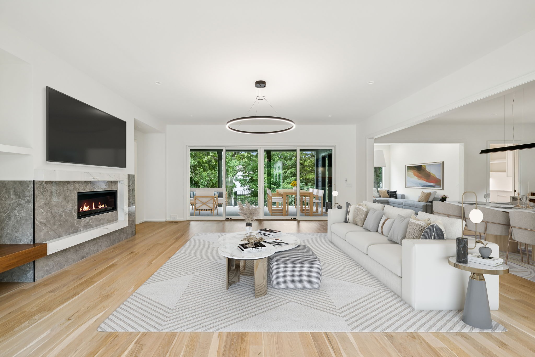 4045 Outer Drive