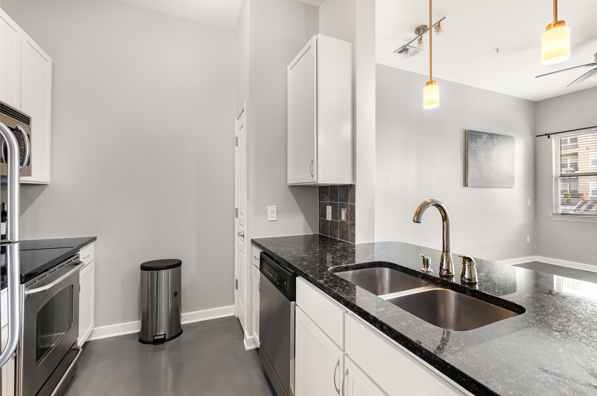 3000 Vanderbilt Pl 122