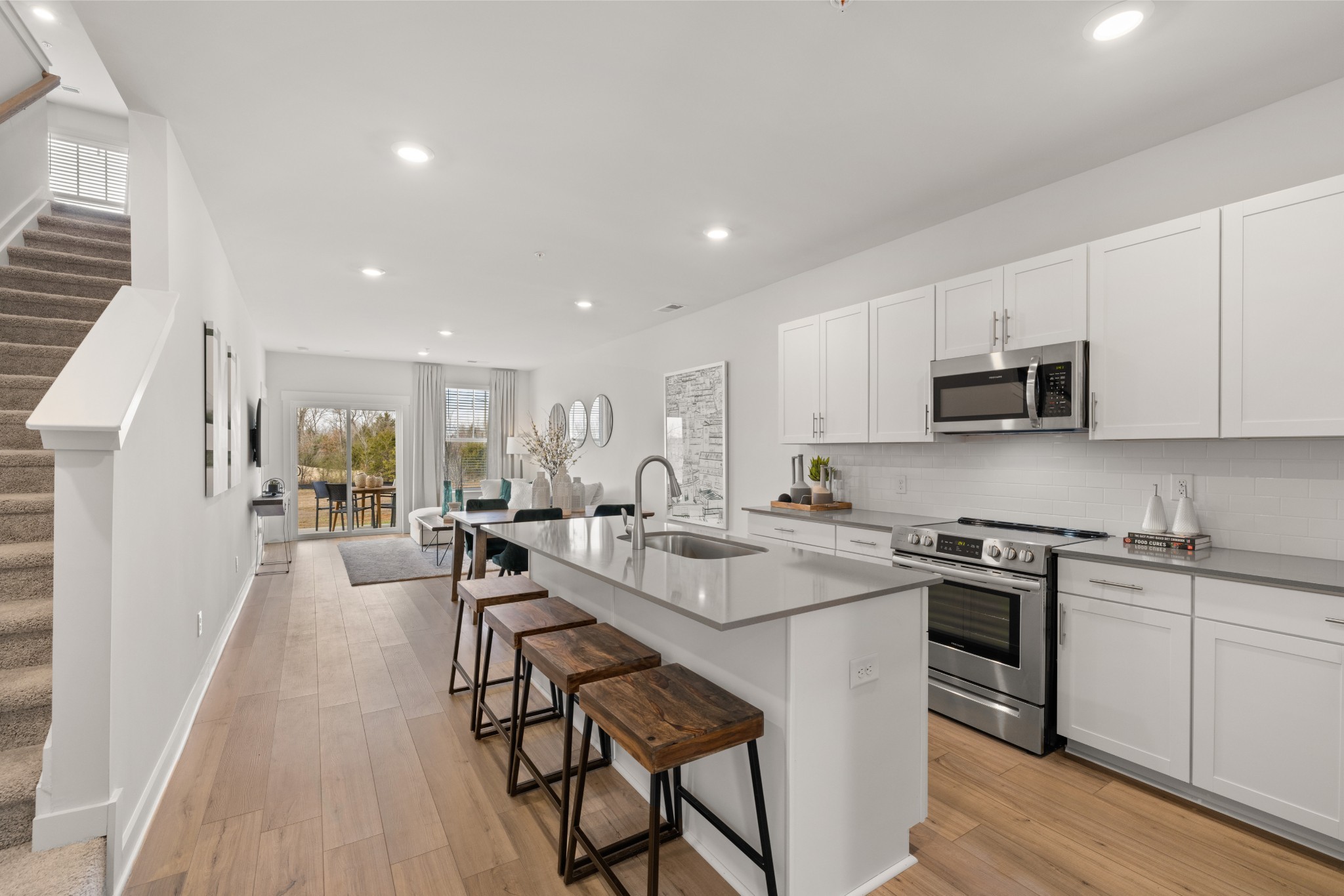 1646 Manuka Lane