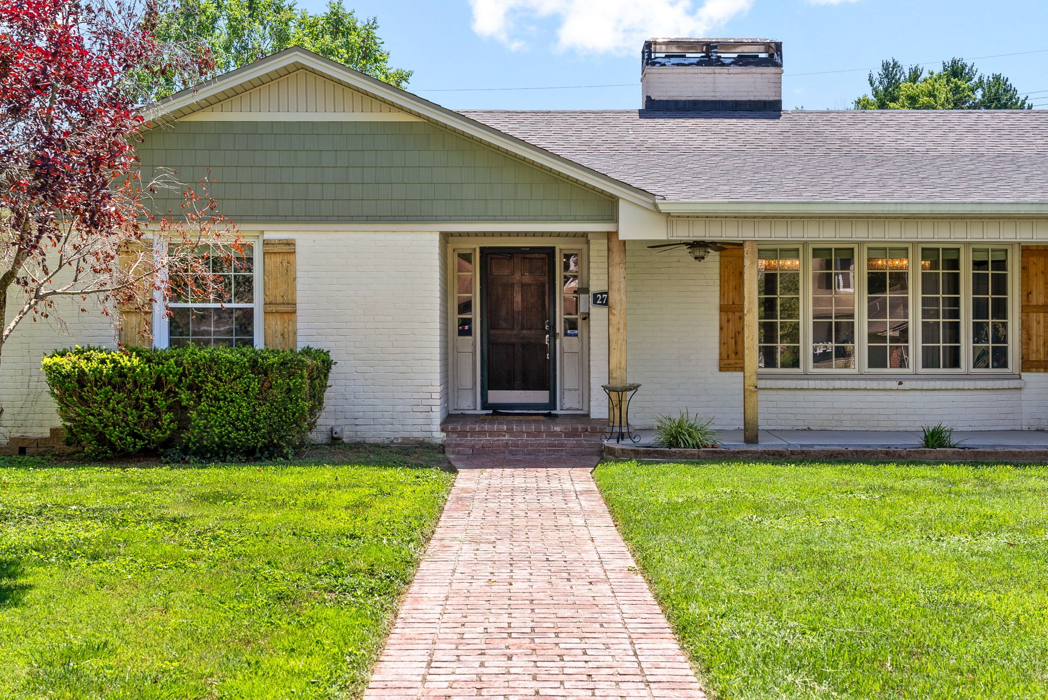 Photo 5 of 46 of 2712 Cayce Meade Dr house