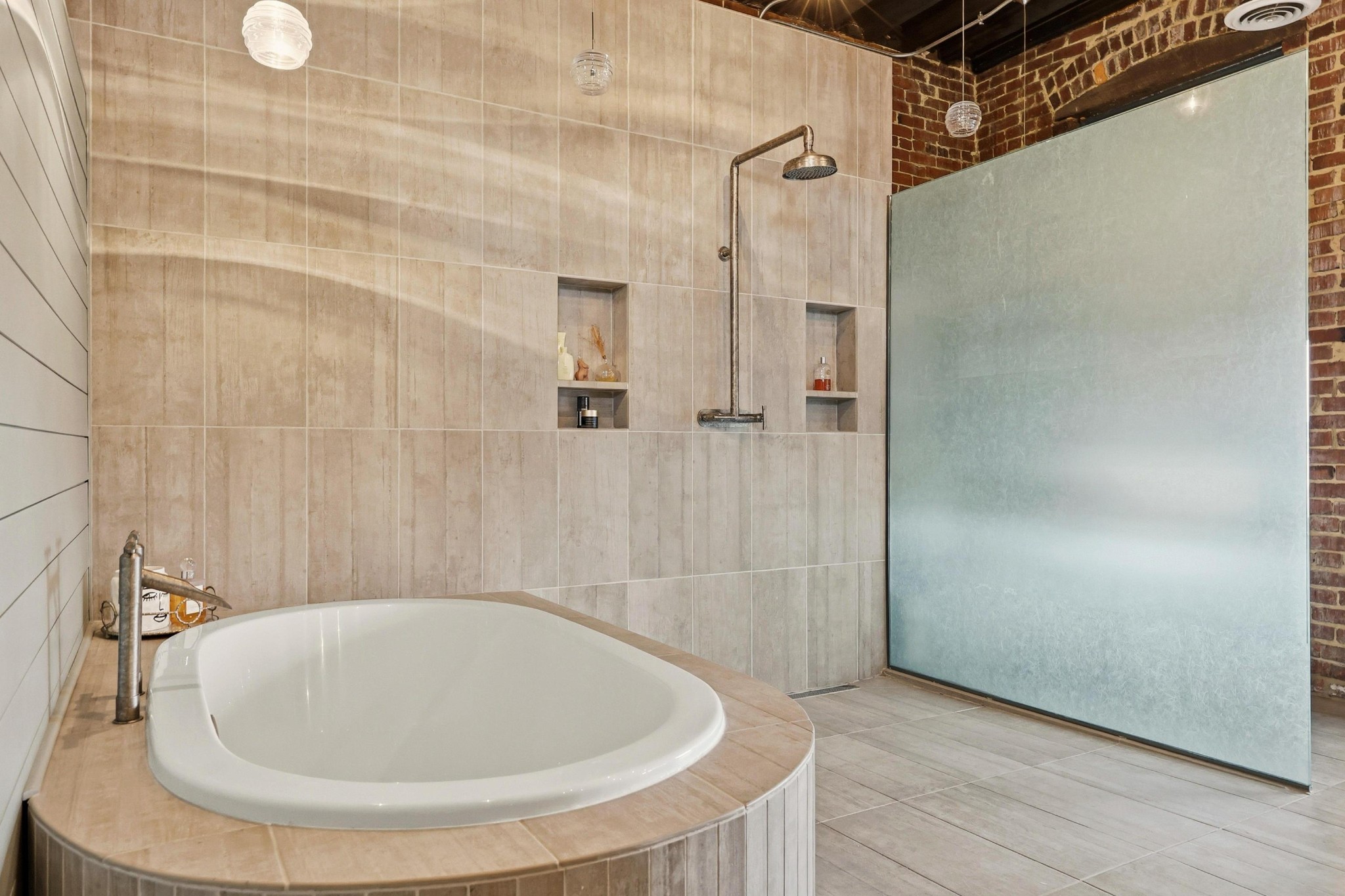 55 E Main Street 304