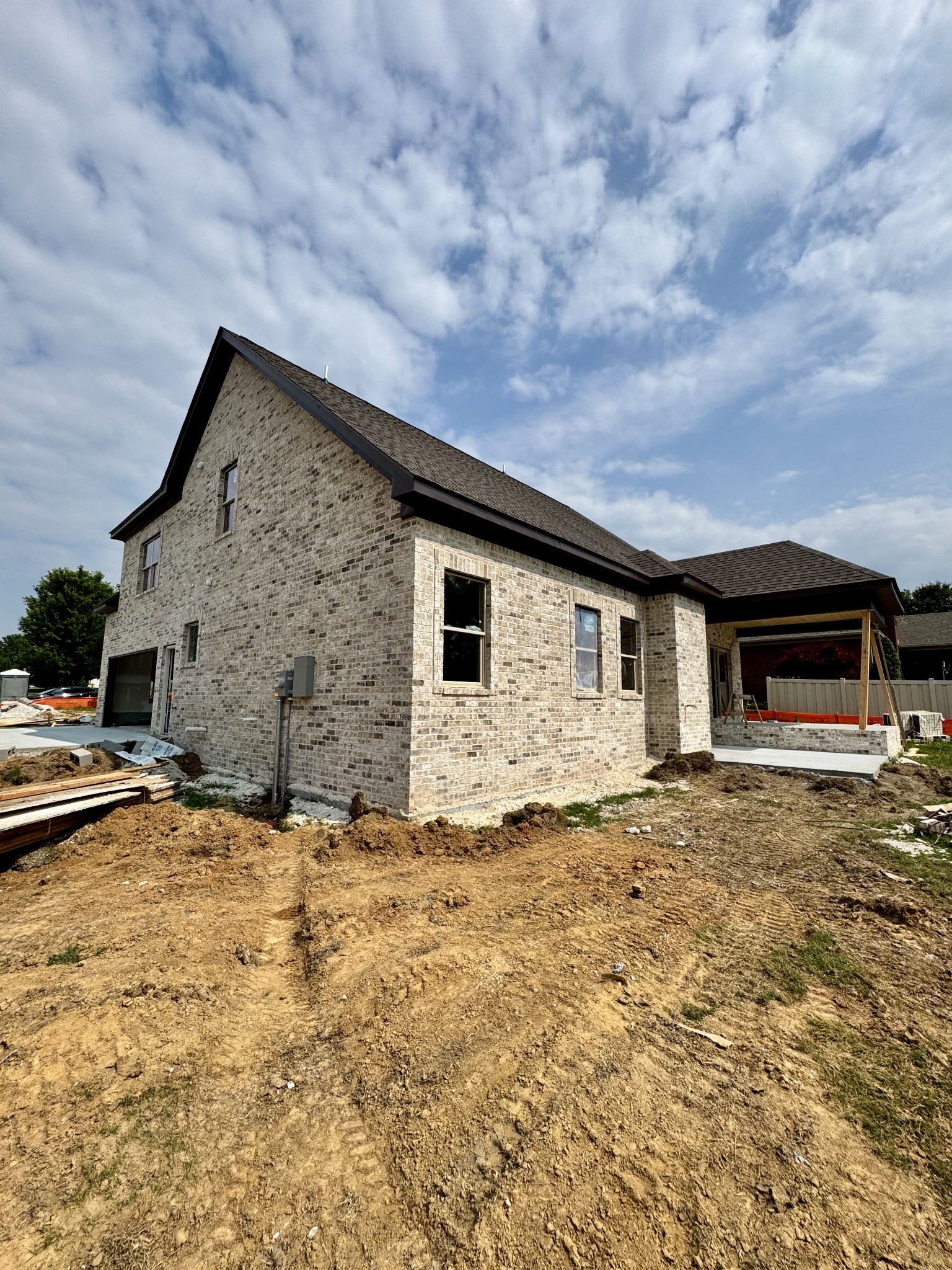 835 Lexington Circle
