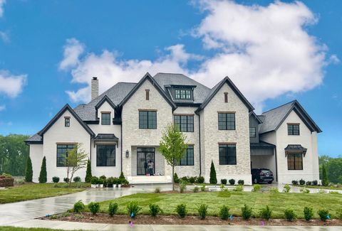 8104 Turning Point Dr Brentwood TN 37027