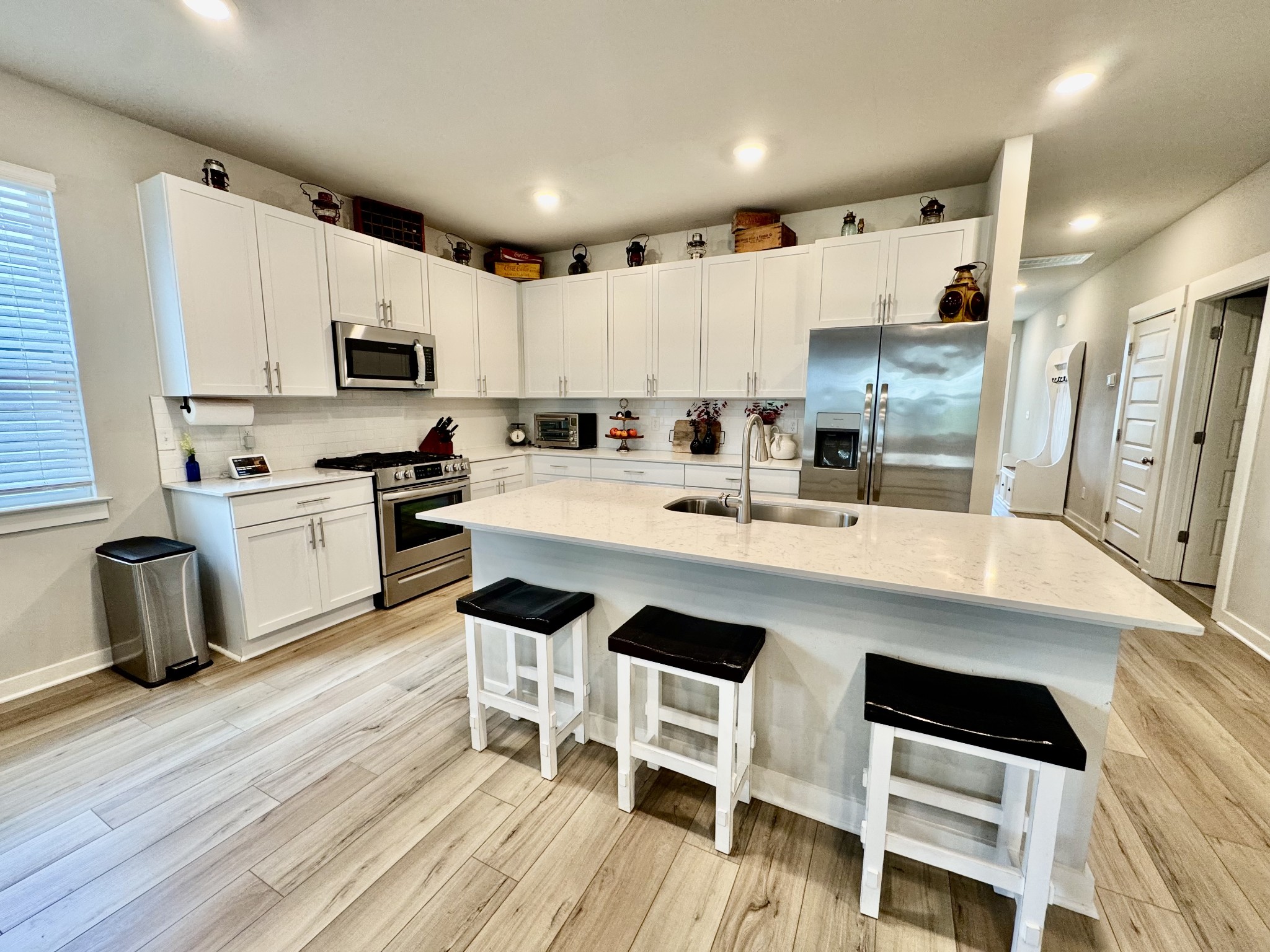 1229 Inverness Pass