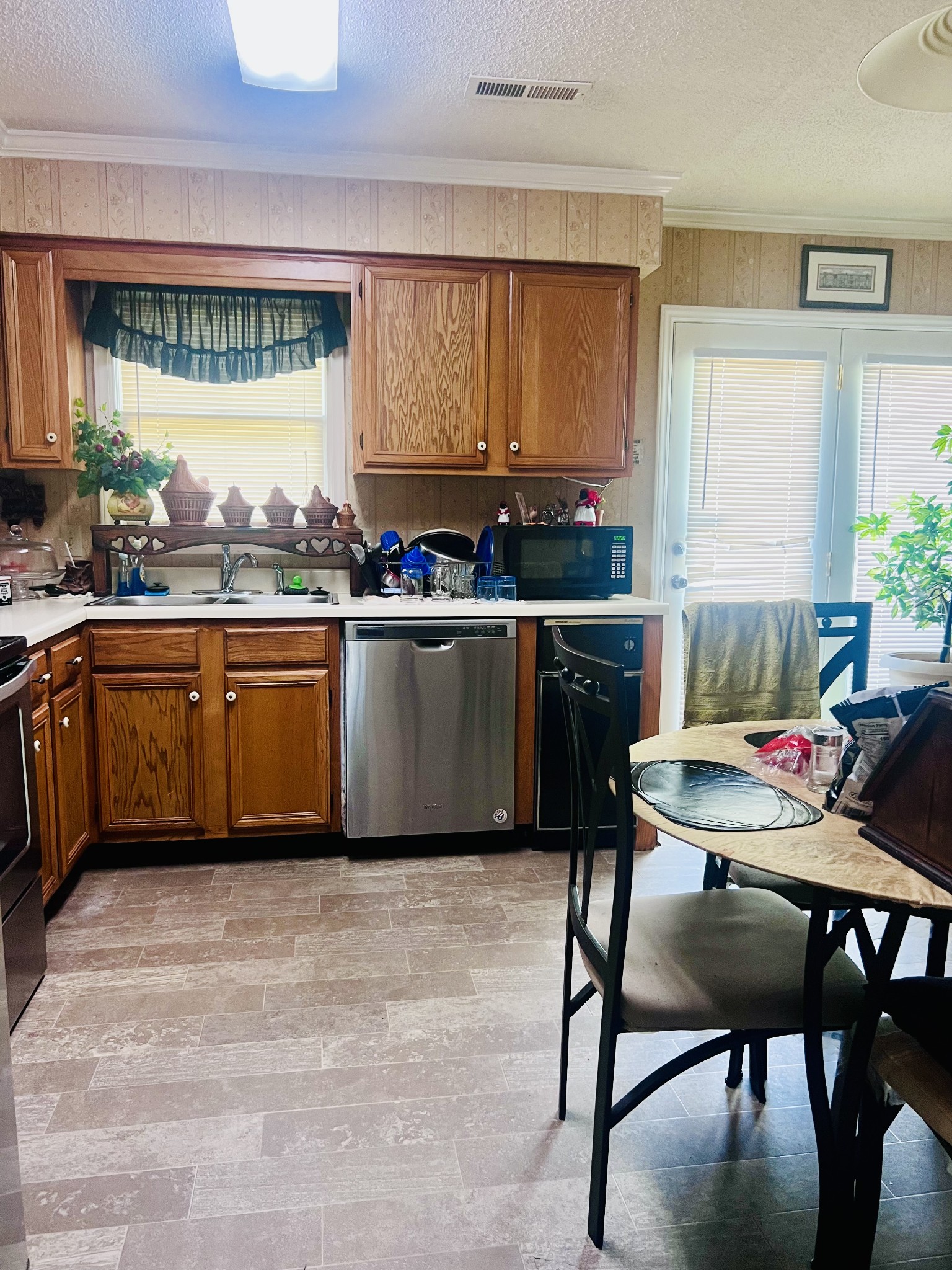 105 Dogwood Ct