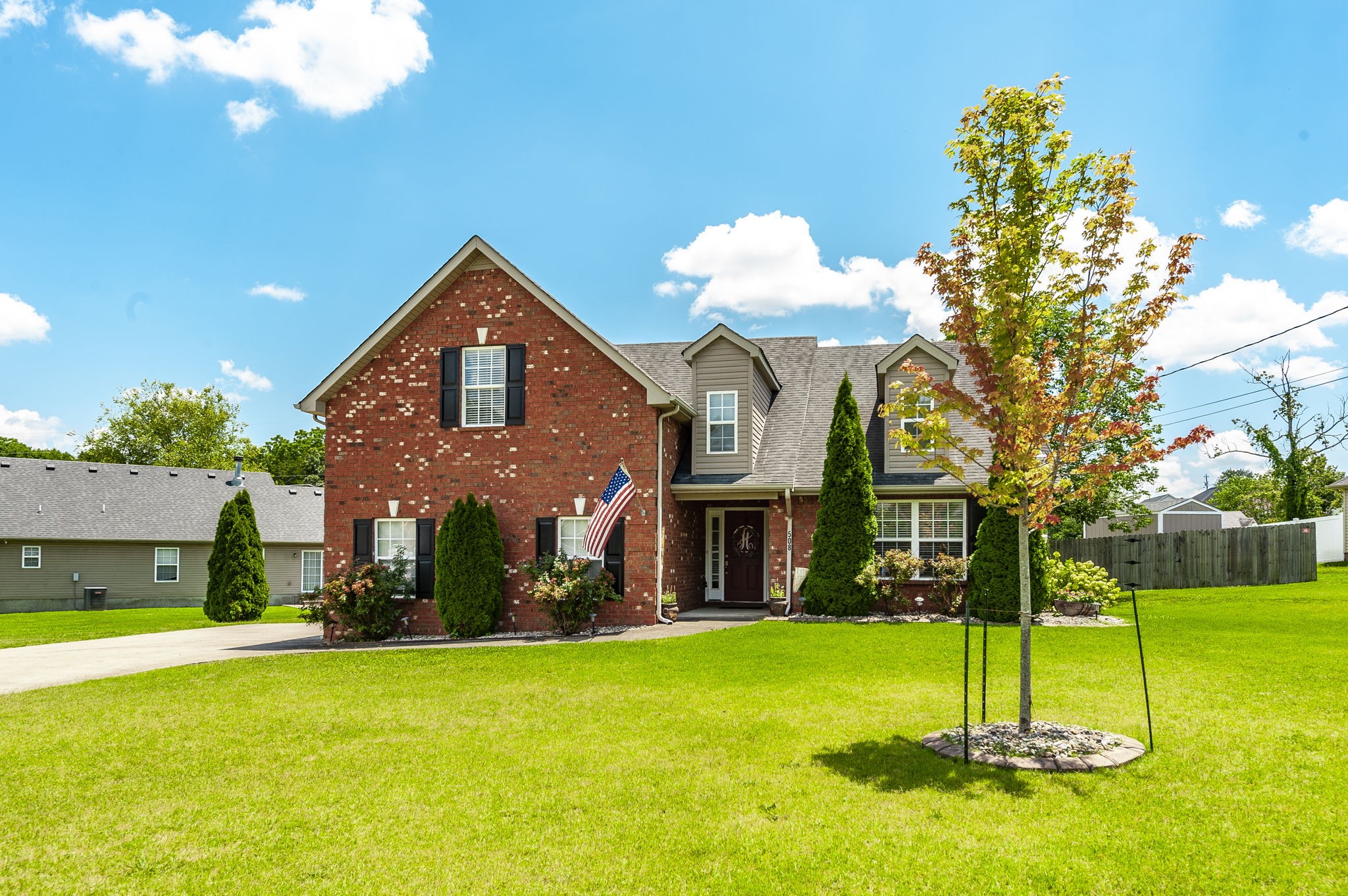 508 Barking Dr