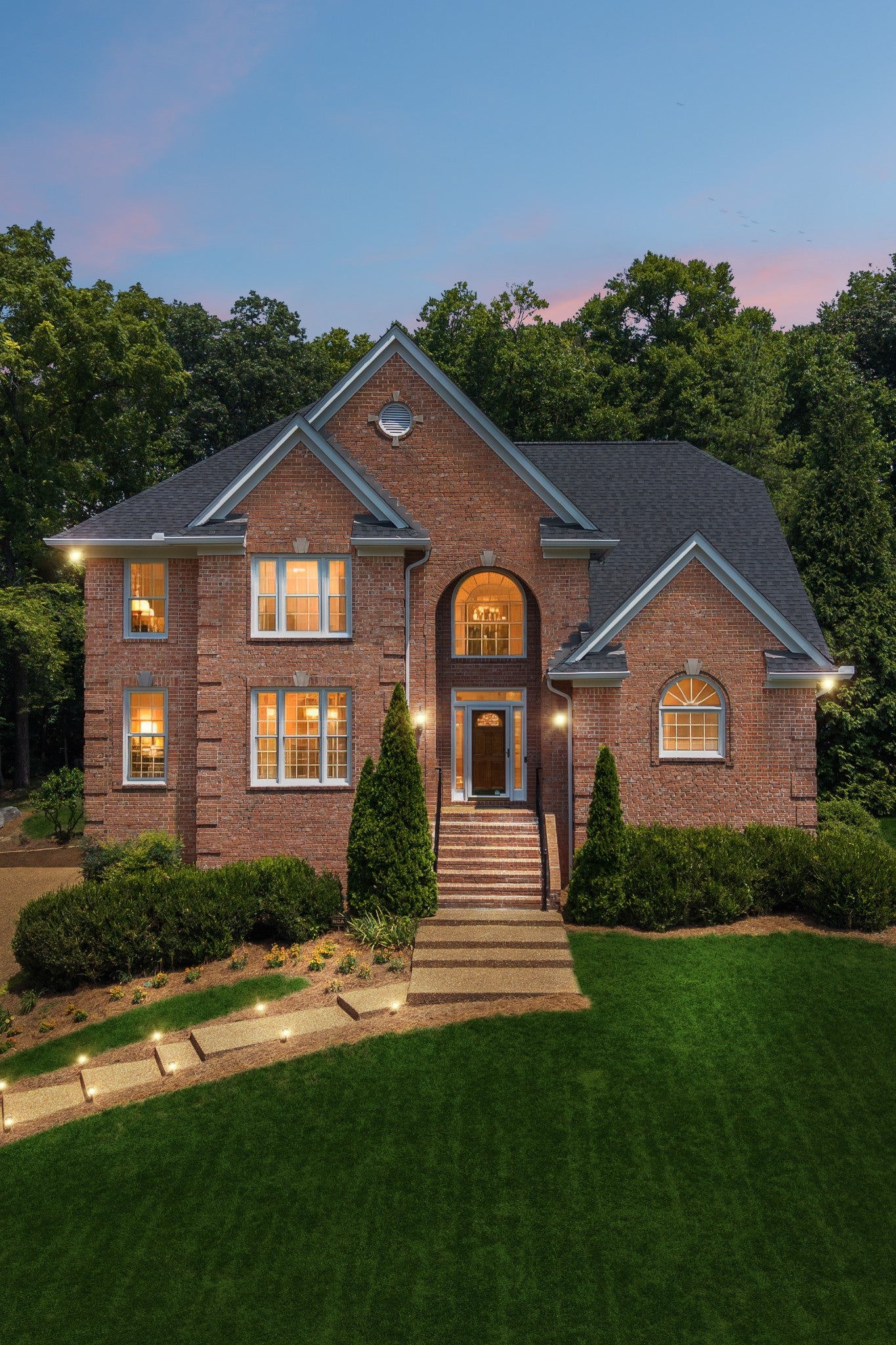 9434 Norwood Dr