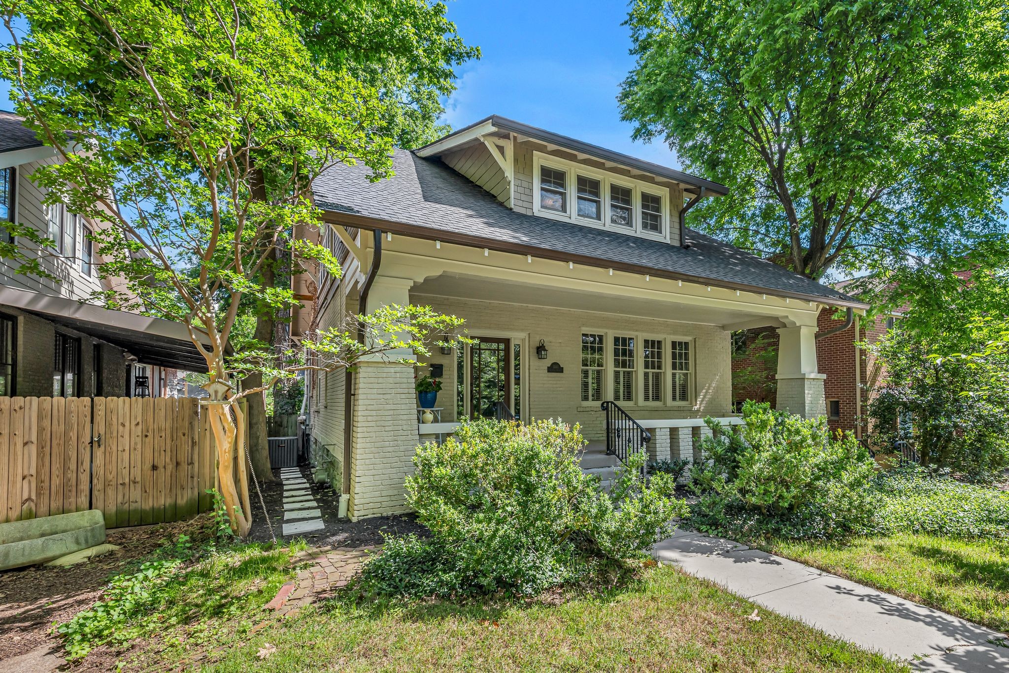 3511 Central Ave