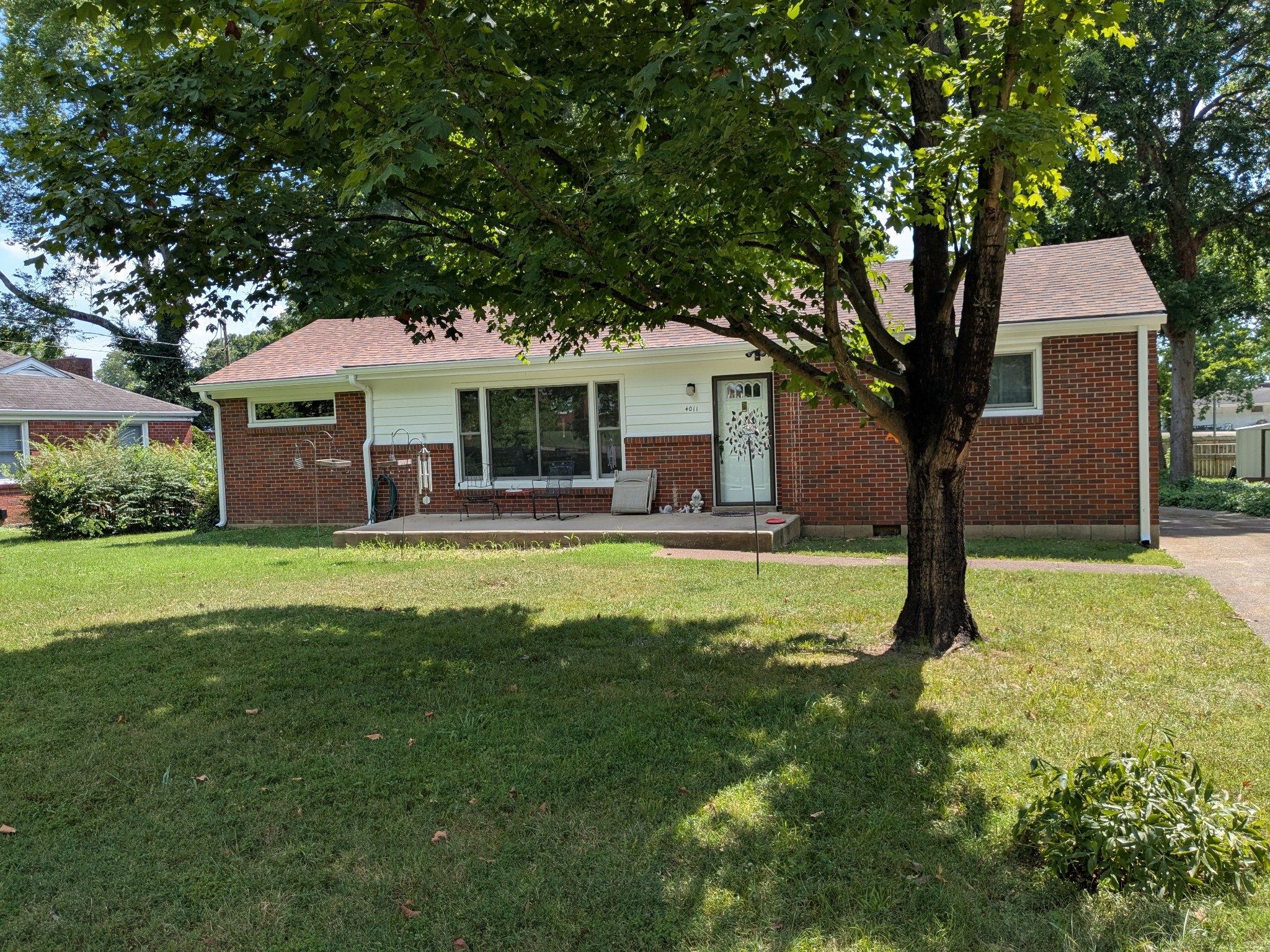 4011 Ivy Dr