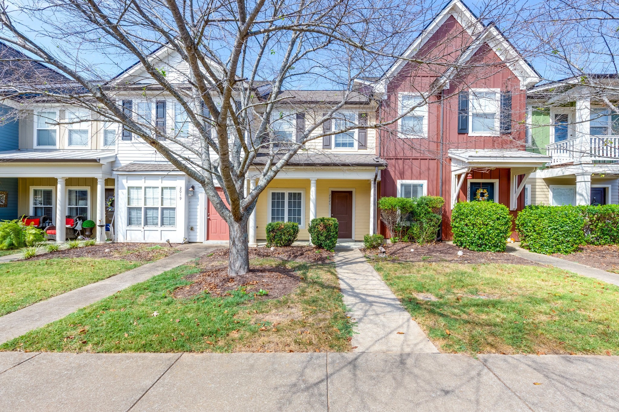 2021 Hemlock Dr