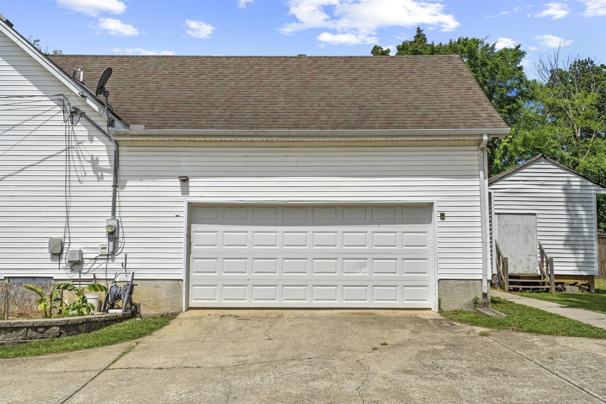 106 Hidden Forest Ln