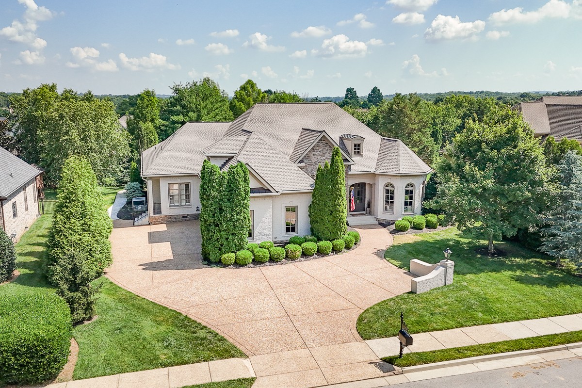 9710 Onyx Ln