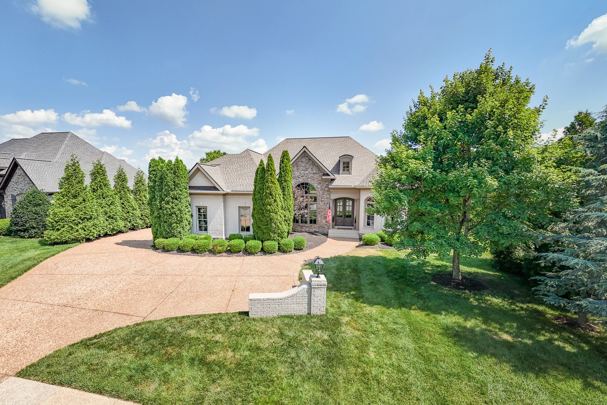 9710 Onyx Ln